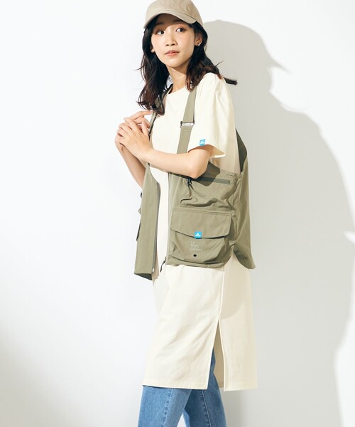SHARE PARK（シェアパーク）の「【LADIES】UVカット ロゴ半袖カットワンピース（ワンピース・レディース・ホワイト系/ベージュ系/オールドローズ系/ブルー系・X-SMALL/MEDIUM/SMALL）」の6枚目の写真