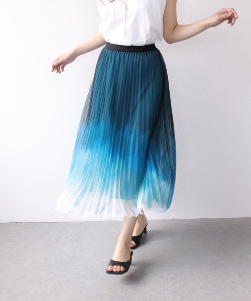 msgm スカート　グラフィック　青 msgm スカート グラフィック 青 MSGM（エムエスジーエム)中古