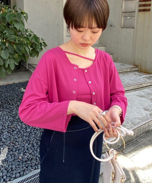 natural couture（ナチュラルクチュール）の「WEB限定/旬のカラーリングが魅力 細リブショート丈カーディガン+デザインタンクセット（カーディガン/ボレロ・レディース・オフホワイト/グレー/ピンク/オレンジ・FREE）」の16枚目の写真