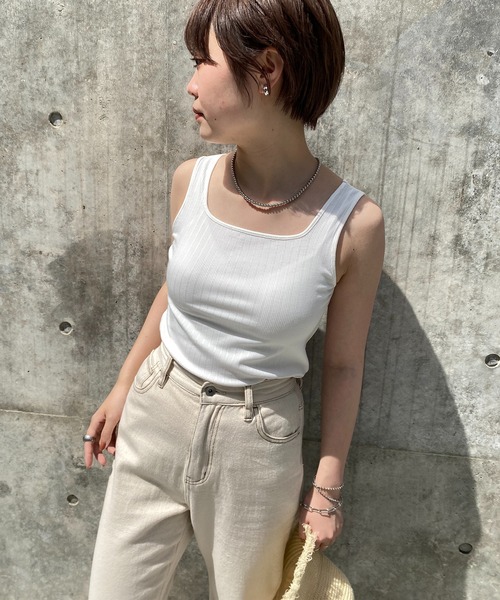 natural couture（ナチュラルクチュール）の「WEB限定/旬のカラーリングが魅力 細リブショート丈カーディガン+デザインタンクセット（カーディガン/ボレロ・レディース・オフホワイト/グレー/ピンク/オレンジ・FREE）」の15枚目の写真