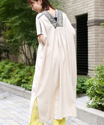 キカクロス刺繍ワンピース