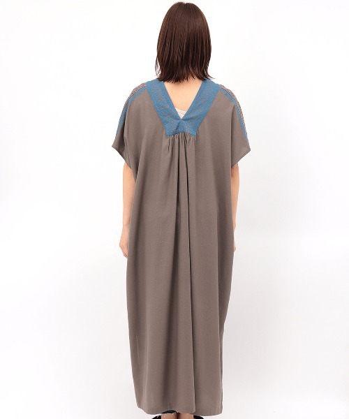 チチカカ（チチカカ）の「キカクロス刺繍ワンピース（ワンピース・レディース・ベージュ/カーキ/モカ・FREE）」の11枚目の写真