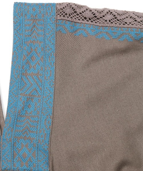 チチカカ（チチカカ）の「キカクロス刺繍ワンピース（ワンピース・レディース・ベージュ/カーキ/モカ・FREE）」の18枚目の写真