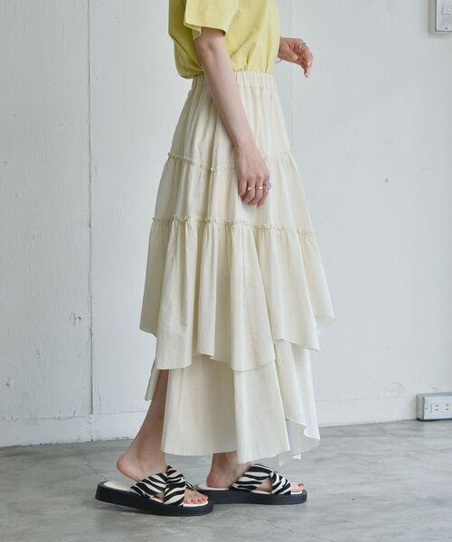 RETRO GIRL(レトロガール)の「ティアードフレアスカート(スカート・レディース・ライトグレー/ブラック/オフホワイト・FREE)」の12枚目の写真