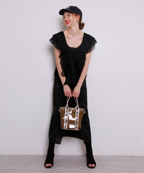 Seemi. byNICECLAUP（ シーミーバイナイスクラップ）の「Seemi　PVCロゴバック（ショルダーバッグ・レディース・ブラック/アイボリー・ONE SIZE）」の6枚目の写真