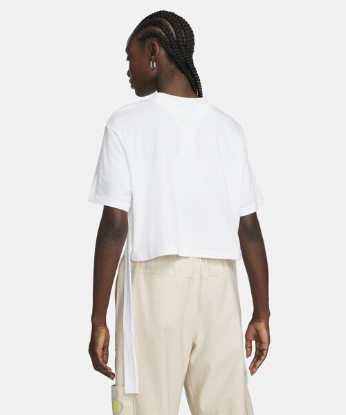 NIKE(ナイキ)の「《セットアップ対応商品》ナイキ スポーツウェア アイコン クラッシュ ウィメンズ ショートスリーブ タイ トップ / Nike Sportswear Icon Clash Women's Short-Sleeve Tie Top(Tシャツ/カットソー・レディース・ホワイト/ピンク系その他2/ブラック・S/M/L/2XL/XL/XS)」の4枚目の写真