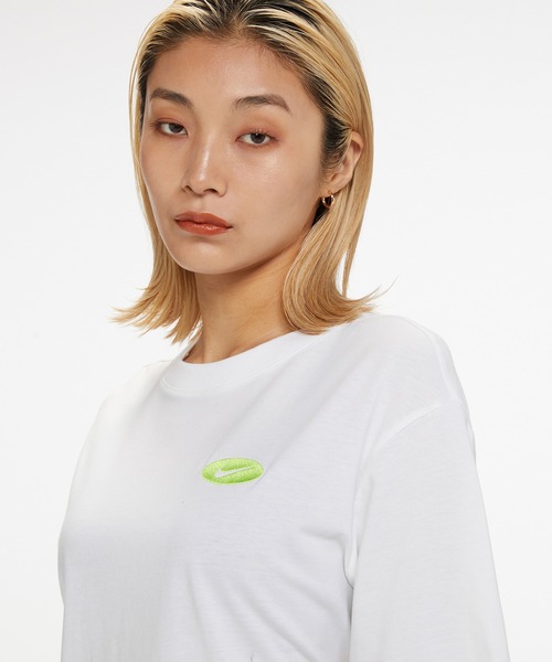 NIKE(ナイキ)の「《セットアップ対応商品》ナイキ スポーツウェア アイコン クラッシュ ウィメンズ ショートスリーブ タイ トップ / Nike Sportswear Icon Clash Women's Short-Sleeve Tie Top(Tシャツ/カットソー・レディース・ホワイト/ピンク系その他2/ブラック・S/M/L/2XL/XL/XS)」の21枚目の写真