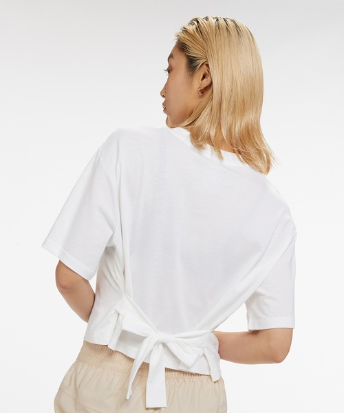 NIKE(ナイキ)の「《セットアップ対応商品》ナイキ スポーツウェア アイコン クラッシュ ウィメンズ ショートスリーブ タイ トップ / Nike Sportswear Icon Clash Women's Short-Sleeve Tie Top(Tシャツ/カットソー・レディース・ホワイト/ピンク系その他2/ブラック・S/M/L/2XL/XL/XS)」の19枚目の写真