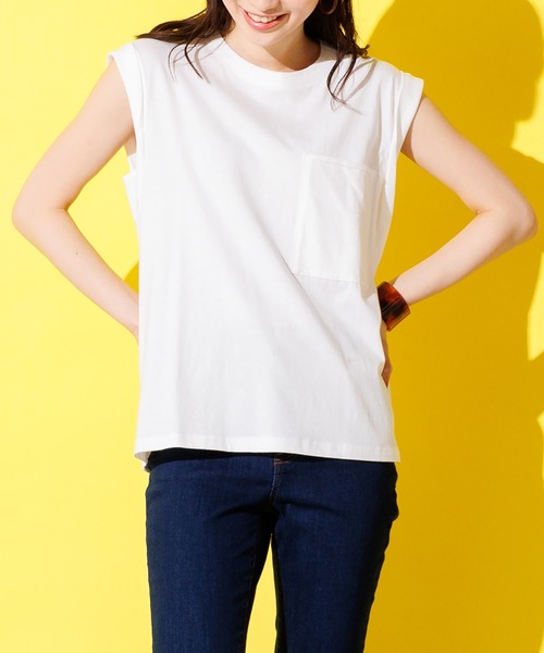 hunch(ハンチ)の「シンプル ノースリーブプルオーバー(Tシャツ/カットソー・レディース・グレー/ブラック/ブラウン系その他/ピンク/ブルーグリーン/ホワイト系その他/オフホワイト・FREE)」の2枚目の写真