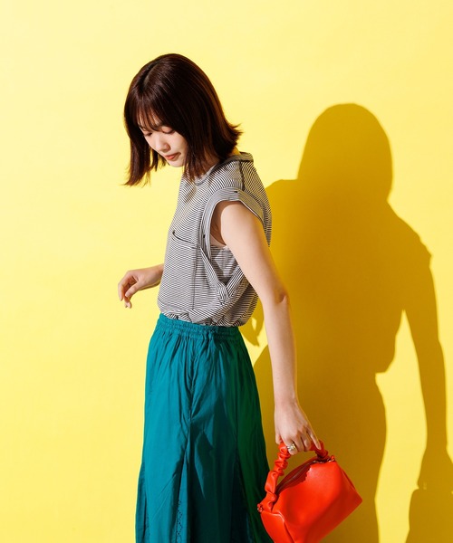 hunch(ハンチ)の「シンプル ノースリーブプルオーバー(Tシャツ/カットソー・レディース・グレー/ブラック/ブラウン系その他/ピンク/ブルーグリーン/ホワイト系その他/オフホワイト・FREE)」の11枚目の写真