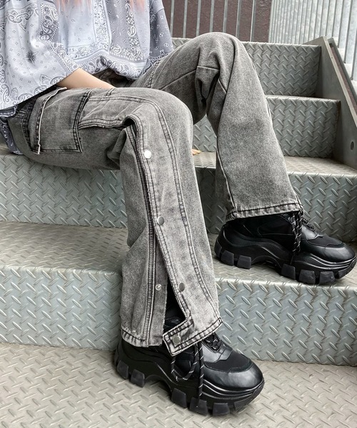 Figments（フィグメンツ）の「デザインデニムバギーパンツ（デニムパンツ・レディース・ブラック/ライトインディゴブルー・SMALL/MEDIUM）」の10枚目の写真