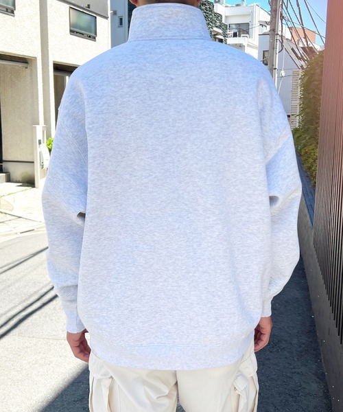 United Athle(ユナイテッドアスレ)の「【UNITED ATHLE】ユナイテッドアスレ 10.0オンス T/C ルーズフィット ハーフジップ スウェット(裏起毛) 5788(スウェット・メンズ・アッシュグレー/ブラック・L/XL)」の13枚目の写真