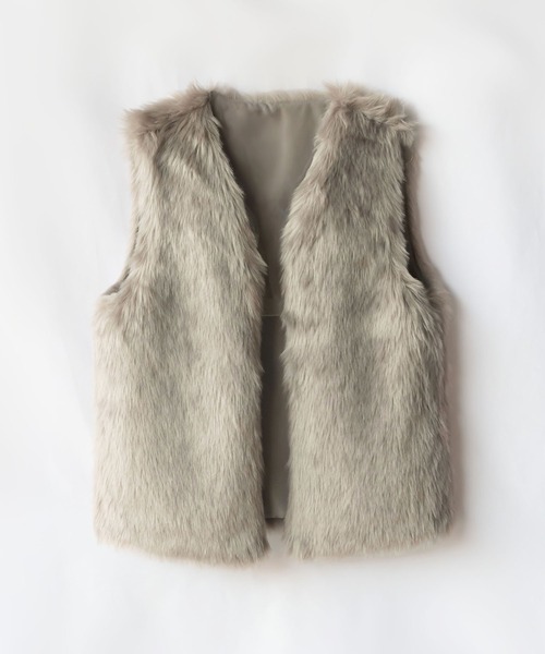 me+em select(ミームセレクト)の「※※【 新色追加 】ボリュームフェイクファーベスト(ベスト・レディース・モカ/グレイッシュベージュ/チャコールグレー/ブラウン系その他・MEDIUM)」の22枚目の写真