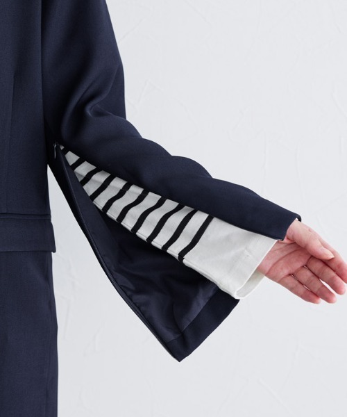 Pierrot（ピエロ）の「スリットスリーブテーラードジャケット（テーラードジャケット・レディース・アイボリー/ブラック/ネイビー・S/M/L）」の16枚目の写真