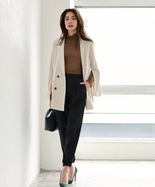 Pierrot（ピエロ）の「スリットスリーブテーラードジャケット（テーラードジャケット・レディース・アイボリー/ブラック/ネイビー・S/M/L）」の18枚目の写真