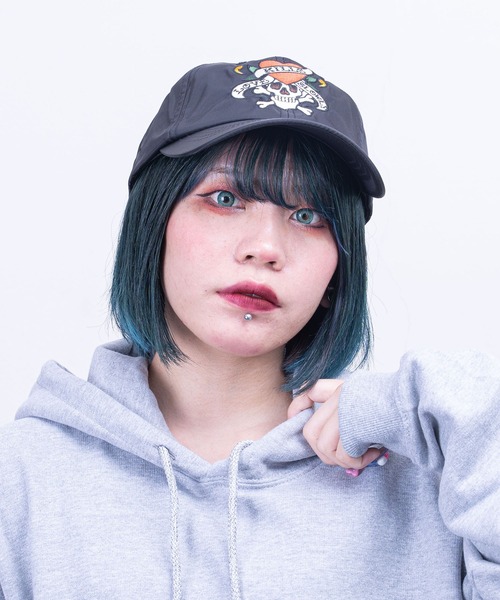 Ed Hardy（エドハーディー）の「Ed Hardy　刺繍ローキャッフ゜（キャップ・レディース・C/B/A・FREE）」の3枚目の写真