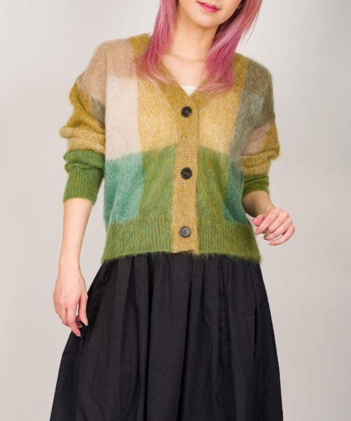 ROBERTO COLLINA（ロベルトコリーナ）の「【Roberto Collina/ロベルトコリーナ】 ブロックチェック　Vネックカーディガン（カーディガン/ボレロ・レディース・レッド系その他/グリーン系その他・M/S）」の2枚目の写真