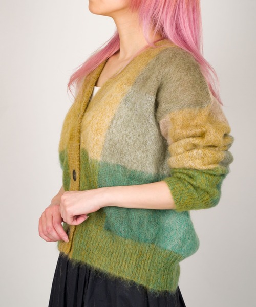 ROBERTO COLLINA（ロベルトコリーナ）の「【Roberto Collina/ロベルトコリーナ】 ブロックチェック　Vネックカーディガン（カーディガン/ボレロ・レディース・レッド系その他/グリーン系その他・M/S）」の7枚目の写真