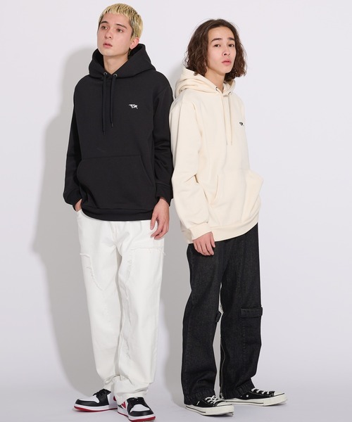 FCMM(エフシーエムエム)の「【日本限定アイテム】SKETCH LOGO HOODIE/スケッチロゴフーディー(パーカー・メンズ・アイボリー/ブラック/グレー/グリーン・X-LARGE/MEDIUM/SMALL/LARGE)」の5枚目の写真
