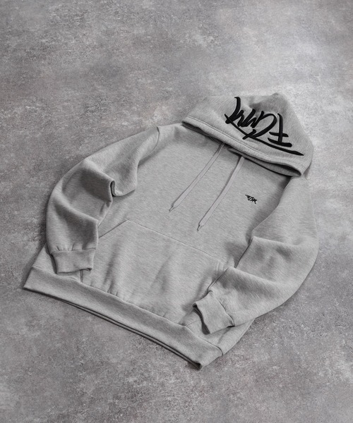 FCMM（エフシーエムエム）の「【日本限定アイテム】SKETCH LOGO HOODIE