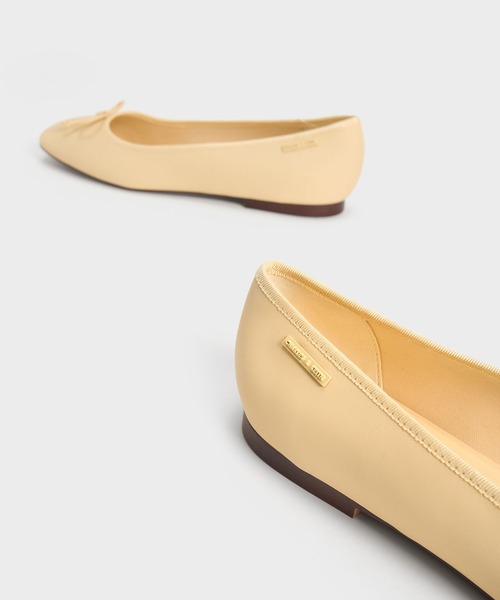 CHARLES & KEITH（チャールズ & キース）の「ラウンド スクエアトゥボウバレリーナ（バレエシューズ・レディース・イエロー/ホワイト/ブラック/ブラウン系その他・22.5cm/23cm/23.5cm/24.5cm/25cm/25.5cm）」の20枚目の写真