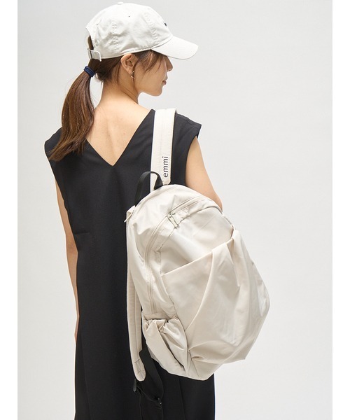 emmi（エミ）の「【emmi atelier】ギャザーボディーバックパック