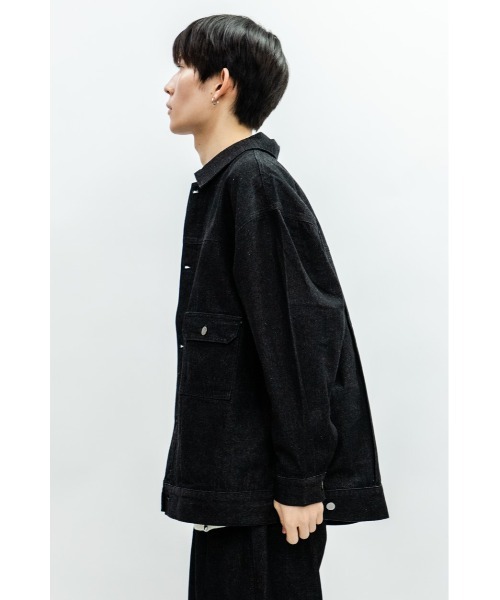 Beno(ビーノ)の「10ozデニム ルーズシルエット ジャケット Gジャン(デニムジャケット・メンズ・ワンウォッシュ/ブラック・M/L)」の15枚目の写真