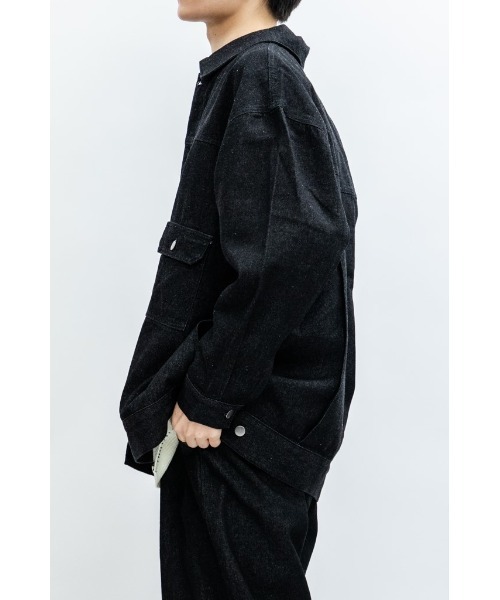 Beno(ビーノ)の「10ozデニム ルーズシルエット ジャケット Gジャン(デニムジャケット・メンズ・ワンウォッシュ/ブラック・M/L)」の16枚目の写真