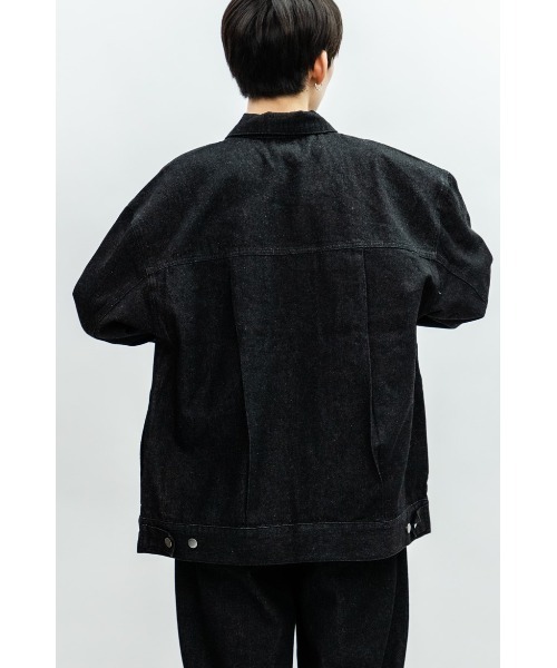 Beno(ビーノ)の「10ozデニム ルーズシルエット ジャケット Gジャン(デニムジャケット・メンズ・ワンウォッシュ/ブラック・M/L)」の18枚目の写真