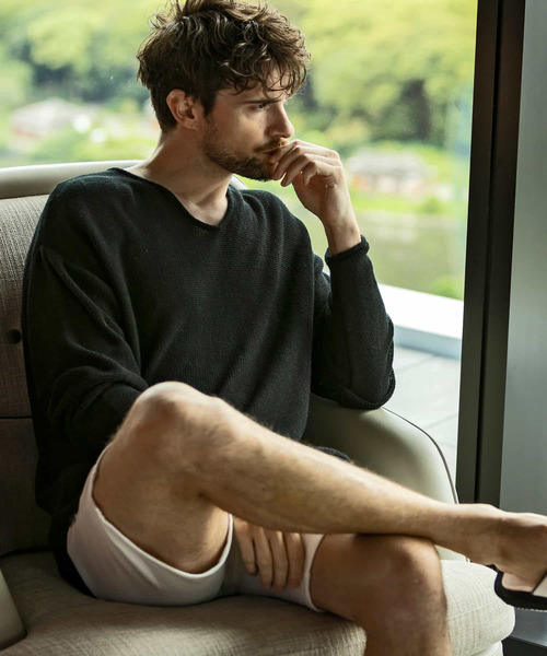 1piu1uguale3 RELAX(ウノピュウノウグァーレトレリラックス)の「1PIU1UGUALE3 RELAX(ウノピゥウノウグァーレトレ リラックス)コットンリネンVネックニット(ニット/セーター・メンズ・ダークベージュ/ブラック/ベージュ・XL/L/M/S)」の10枚目の写真