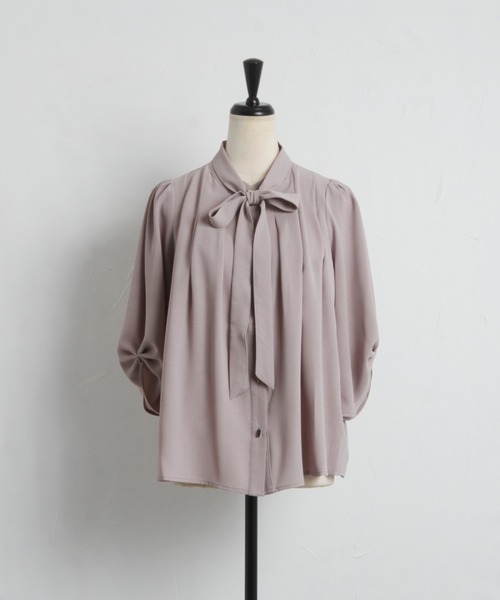 tocco closet(トッコ クローゼット)の「【ZOZO限定】2WAYボウタイリボン付きバー釦タックブラウス(シャツ/ブラウス・レディース・ブラック/ライトベージュ/オフホワイト・M)」の18枚目の写真