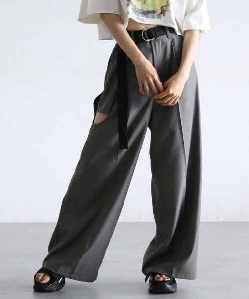 PAGEBOY（ページボーイ）の「カットアウトワイドパンツ（その他パンツ・レディース・チャコールグレー/ブラック・FREE）」の8枚目の写真