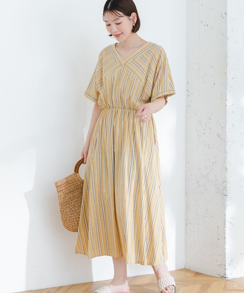 F by ROSSO（エフバイロッソ）の「F by ROSSO　ランダムストライプドルマンワンピース（ワンピース・レディース・ブラック/グリーン/イエロー・36/38）」の3枚目の写真