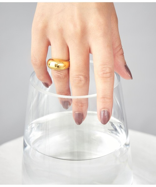 Settimissimo（セッティミッシモ）の「金属アレルギー対応サージカルステンレス316Lボリュームデザインリング（リング・レディース・シルバー/ゴールド・FREE）」の2枚目の写真