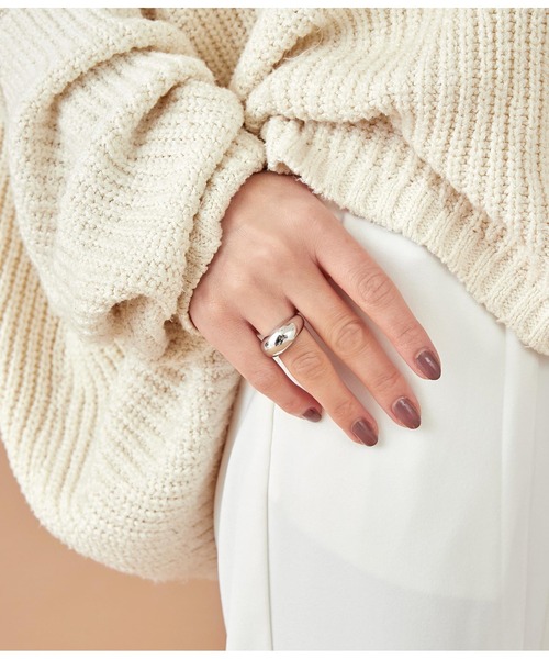 Settimissimo（セッティミッシモ）の「金属アレルギー対応サージカルステンレス316Lボリュームデザインリング（リング・レディース・シルバー/ゴールド・FREE）」の7枚目の写真