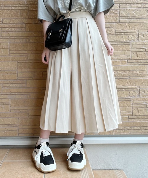 靴 Nanana 0618 Nana(ナナ)（ナナ）の「なみなみソールスニーカー（スニーカー）」 - WEAR