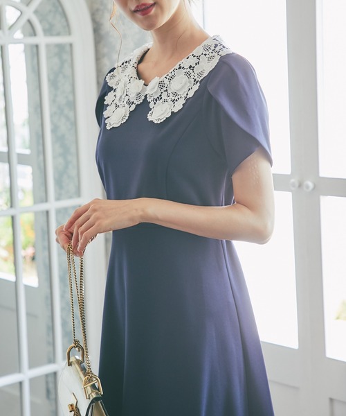 tocco closet(トッコ クローゼット)の「立体フラワーレース襟付きチューリップスリーブワンピース(ワンピース・レディース・ブラック/ネイビー・M)」の19枚目の写真