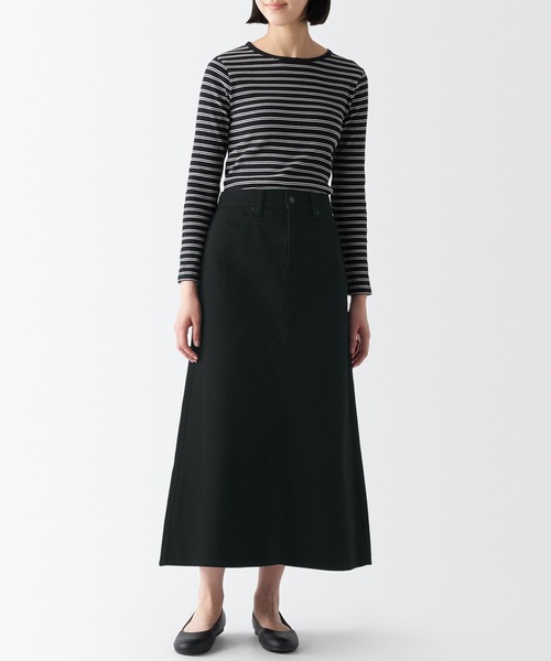 無印良品（ムジルシリョウヒン）の「デニムＡラインスカート　黒（デニムスカート・レディース・ブラック・S/XS/M/L/XXL/XL）」の2枚目の写真