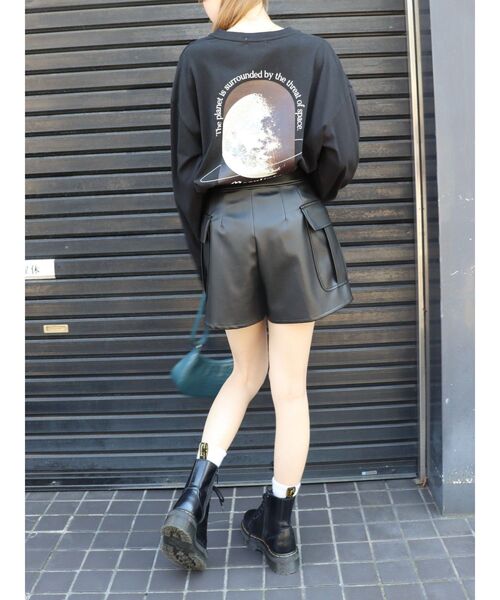 EVRIS（エヴリス）の「MOONLIGHT ロンT（Tシャツ/カットソー・レディース・ホワイト/ブラック・FREE）」の9枚目の写真