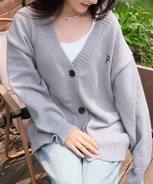 Ada.(エイダ)の「ワンポイント刺繍ルーズカーディガン(カーディガン/ボレロ・レディース・ベージュ/サンドベージュ/ブラック/グレー・FREE)」の10枚目の写真