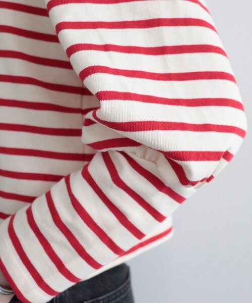 fredy emue(フレディエミュ)の「ボリューム袖 ボーダーカーディガン(カーディガン/ボレロ・レディース・ブルー系その他/ホワイト系その他/レッド系その他・38)」の14枚目の写真