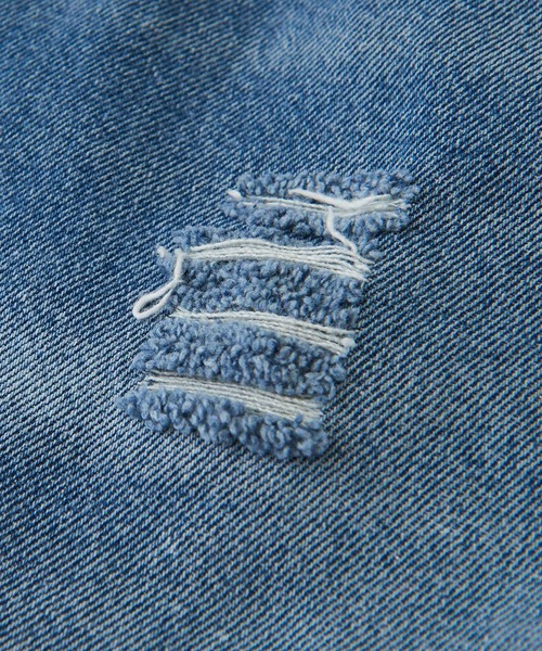 CUBE SUGAR(キューブシュガー)の「ダメージデニムリメイクトートバッグ(トートバッグ・レディース・インディゴブルー・M)」の6枚目の写真