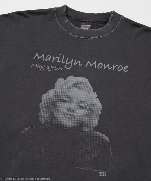 LIFE(ライフ)の「LIFE/ライフ 別注 LIFE Marilyn Monroe コラボフォト クルーネックスウェット/ダメージ加工/ユーズド加工/ビックシルエット(スウェット・メンズ・スミクロ/アッシュグレー・SMALL/MEDIUM/LARGE)」の17枚目の写真