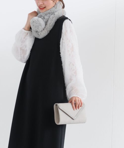 rps(アールピーエス)の「ポンポン付きフェイクファーティペット(ストール/ショール・レディース・アイボリー/ベージュ/モカ・フリー)」の5枚目の写真