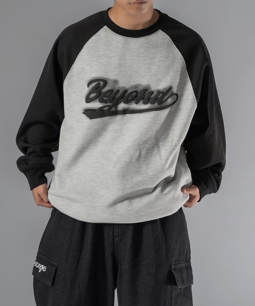 kutir（クティール）の「【低身長向けアイテム】裾絞り配色ラグランスウェット（スウェット・メンズ・ブラック/ネイビー・FREE）」の2枚目の写真