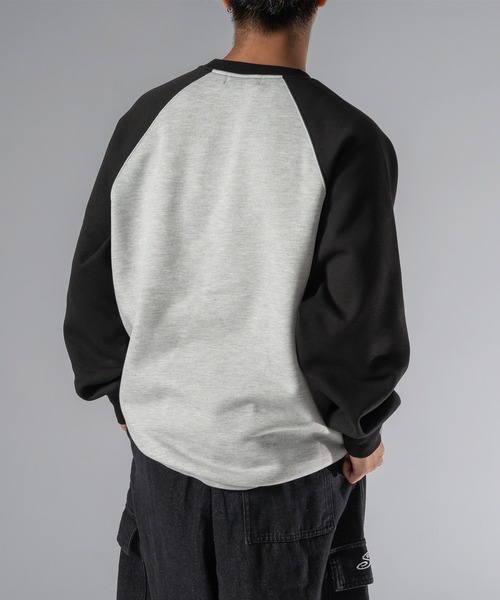 kutir（クティール）の「【低身長向けアイテム】裾絞り配色ラグランスウェット（スウェット・メンズ・ブラック/ネイビー・FREE）」の5枚目の写真