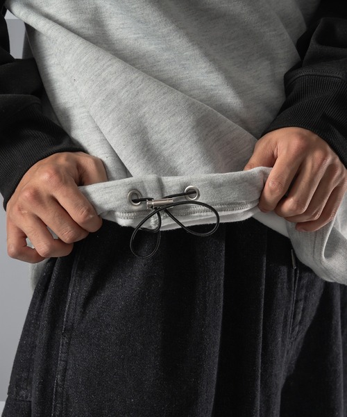 kutir（クティール）の「【低身長向けアイテム】裾絞り配色ラグランスウェット（スウェット・メンズ・ブラック/ネイビー・FREE）」の11枚目の写真