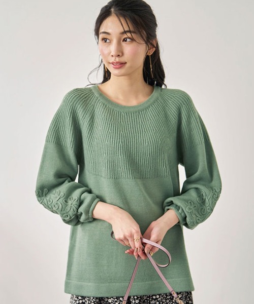 BELLUNA PLUS(ベルーナ)の「コード刺しゅうニットプルオーバー(ニット/セーター・レディース・サックスブルー/ネイビー/ローズ/セージグリーン・X-LARGE/MEDIUM/LARGE)」の12枚目の写真
