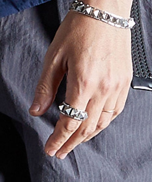 EGO TRIPPING☆】CLASSY STUDS BRACELET