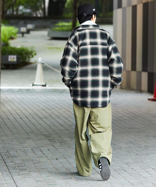 FREAK'S STORE（フリークスストア）の「FREAK’S STORE/フリークスストア バルーンシルエット ナイロン オーバーパンツ（その他パンツ・メンズ・ブラック/ベージュ/グレー/オリーブ・SMALL/MEDIUM/LARGE）」の11枚目の写真